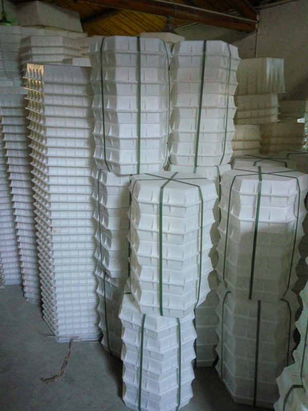 Άσπρες πλαστικές Driveway Paver φόρμες για το δευτερεύον μήκος 20cm * ύψος 16cm τούβλων